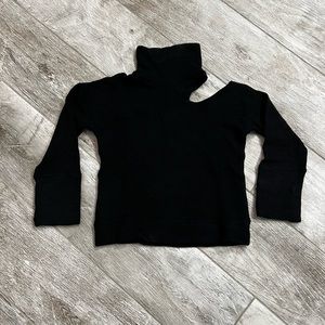 Turtleneck/Shoulder Cut Out Sweater